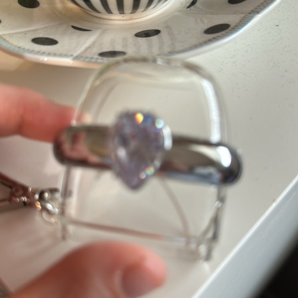 Ring hand sanitizer holder - Picture 3 of 3